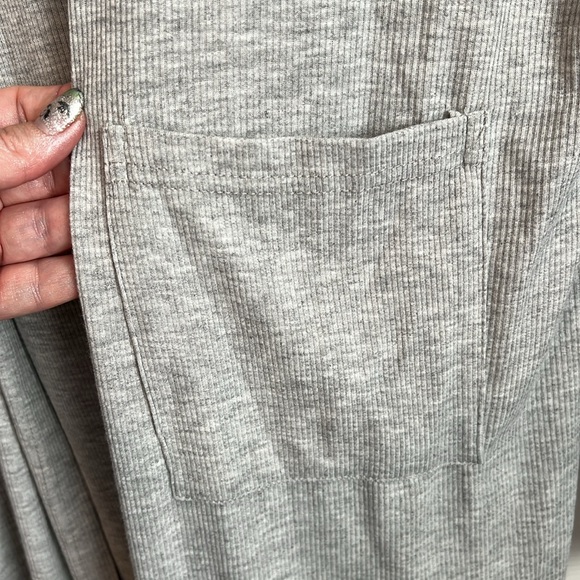 Never worn Michelle Mae cardigan - Picture 2 of 4